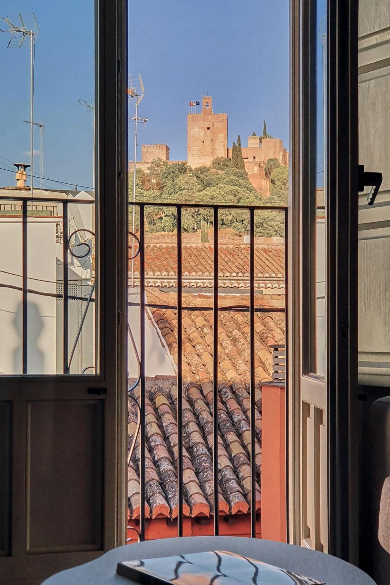 U-Sense Granada Gran Via Apartment Exterior photo